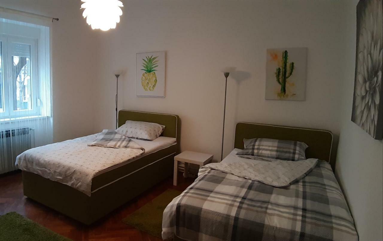 Apartman Pozeg Apartment Zagreb Exterior foto